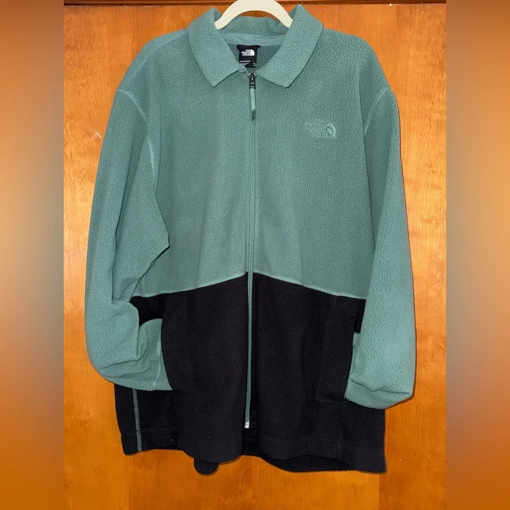The North Face Two Tone Green Black Fleece Jacket Men’s XL